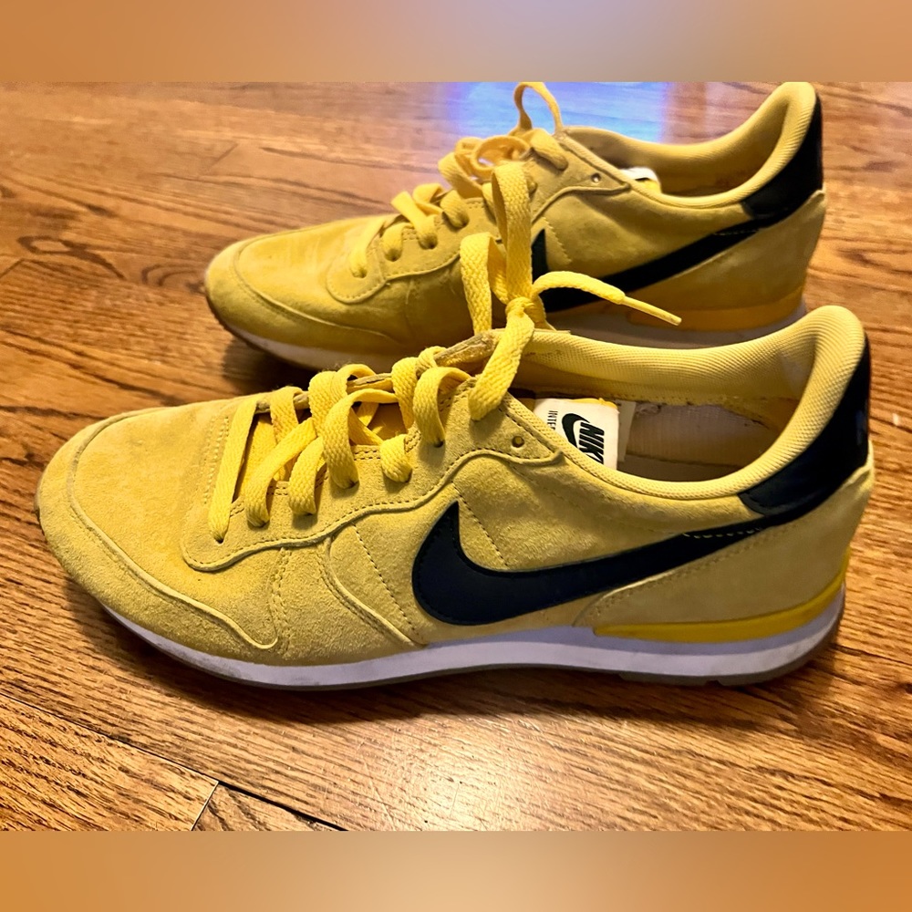 Vintage Nike 2015 Internationalist